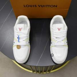 Picture of Louis Vuitton Shoes _SKULVsz38-45WM081013058